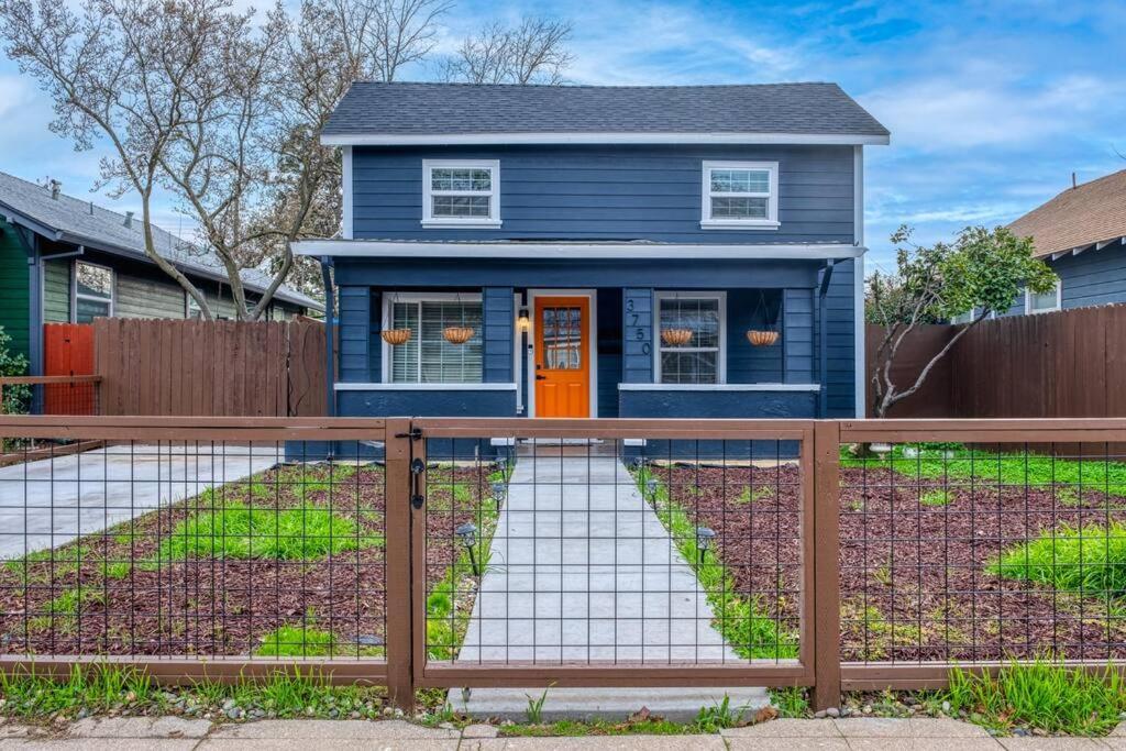 Villa 4Br Victorian Walk To Uc Davis & Shriner Med Cen Sacramento Esterno foto